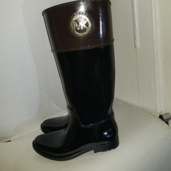 Michael kors rain boots size 7 - Picture 3 of 8